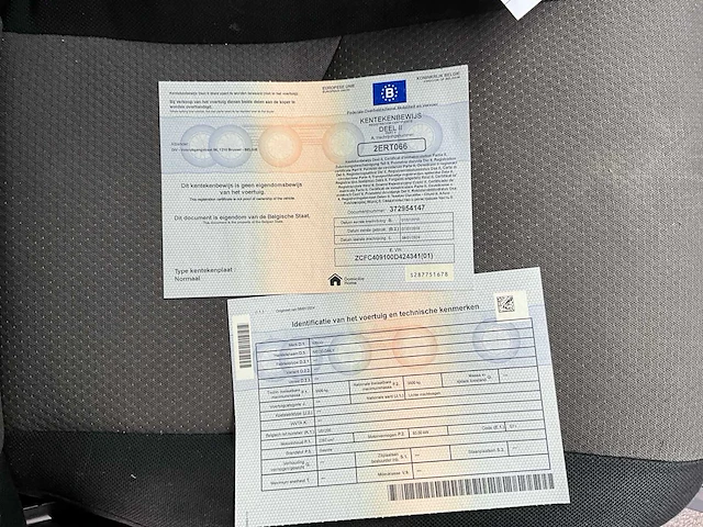 2010 iveco daily - lichte vracht bedrijfswagen - afbeelding 20 van  30