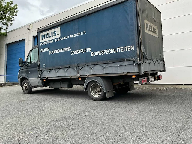 2010 iveco daily - lichte vracht bedrijfswagen - afbeelding 22 van  30