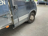 2010 iveco daily - lichte vracht bedrijfswagen - afbeelding 29 van  30