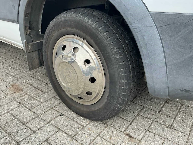 2010 iveco daily vrachtwagen met 2 opleggers - afbeelding 14 van  65