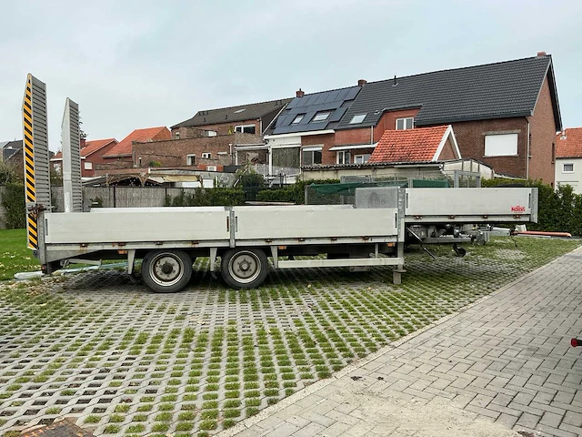2010 iveco daily vrachtwagen met 2 opleggers - afbeelding 40 van  65