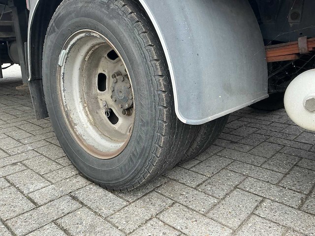 2010 iveco daily vrachtwagen met oplegger kipfunctie - afbeelding 15 van  42