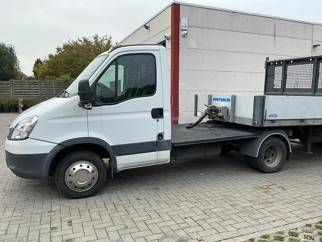 2010 iveco daily vrachtwagen met oplegger kipfunctie - afbeelding 23 van  42