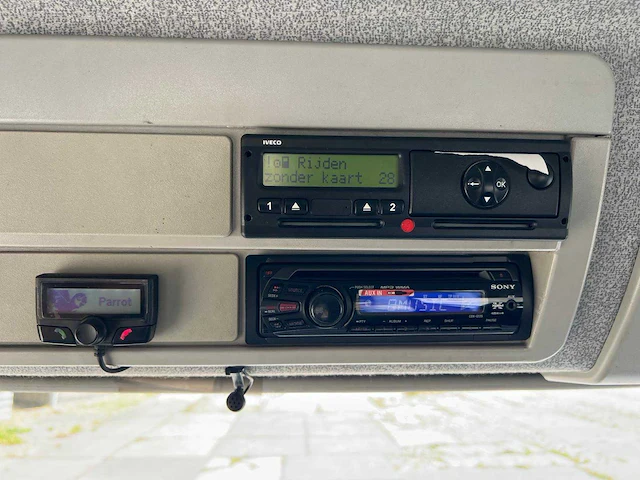 2010 iveco eurocargo ml100ep22/p personenauto - afbeelding 21 van  40