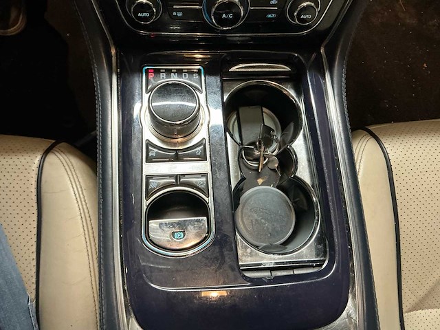 2010 jaguar xj 3.0 diesel turbo personenauto - afbeelding 15 van  59