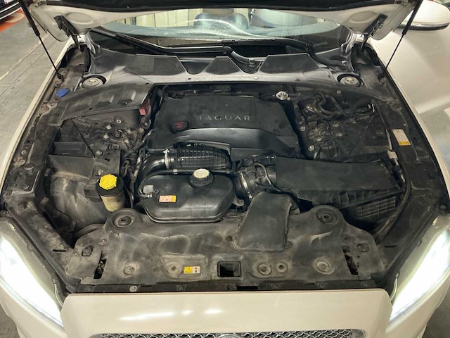 2010 jaguar xj 3.0 diesel turbo personenauto - afbeelding 44 van  59