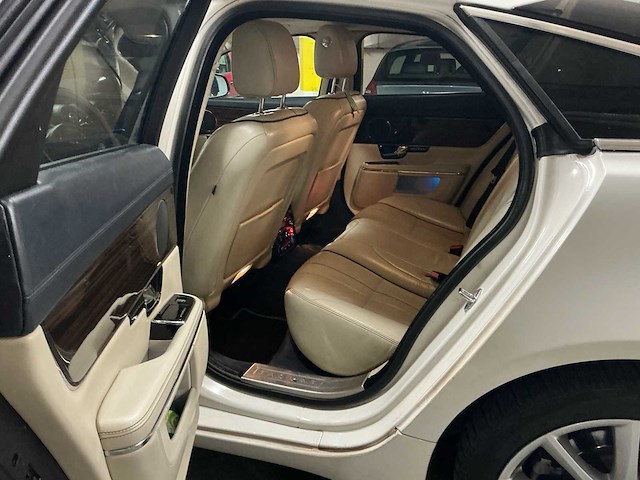 2010 jaguar xj 3.0 diesel turbo personenauto - afbeelding 28 van  59