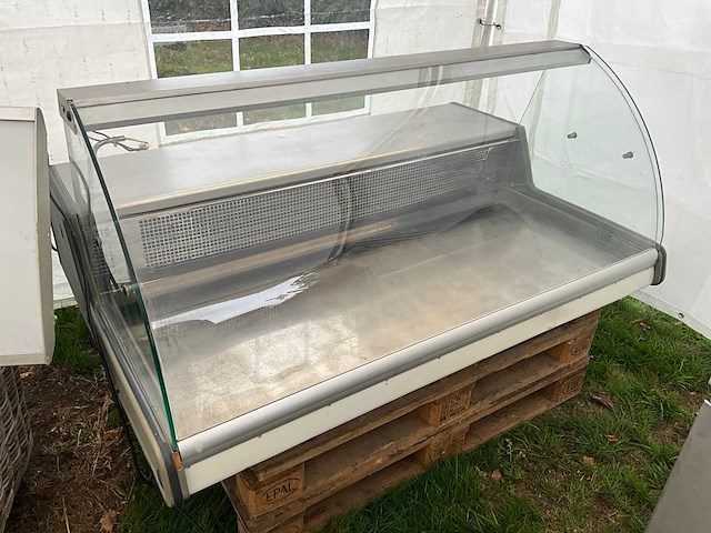 2010 jbg-2 gekoelde toonbank / koelvitrine + verlichte displays 3st - afbeelding 1 van  11