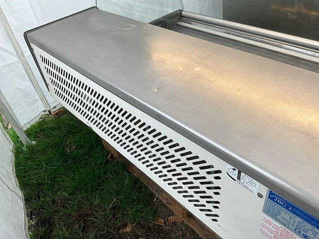 2010 jbg-2 gekoelde toonbank / koelvitrine + verlichte displays 3st - afbeelding 9 van  11