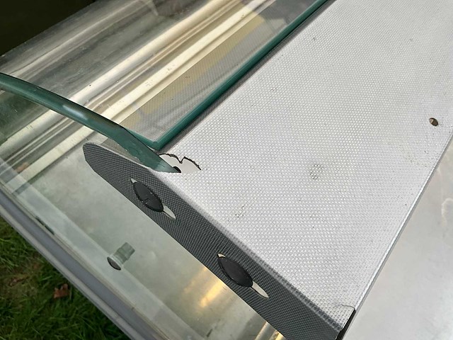 2010 jbg-2 gekoelde toonbank / koelvitrine + verlichte displays 3st - afbeelding 10 van  11