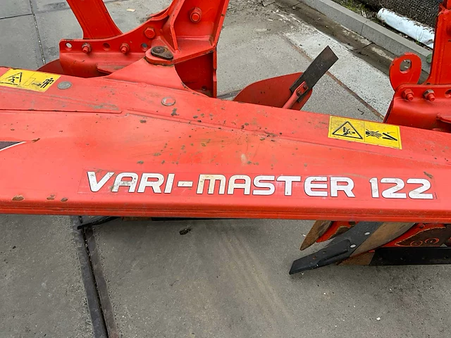 2010 kuhn vari-master 122 ploeg - afbeelding 10 van  25