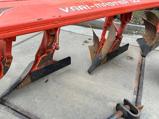 2010 kuhn vari-master 122 ploeg - afbeelding 13 van  25