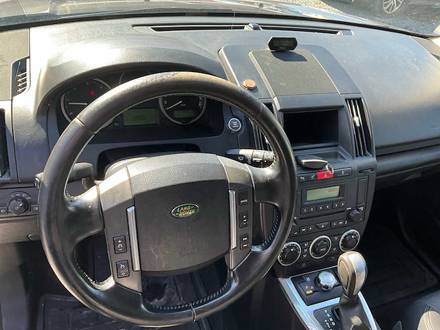 2010 land rover freelander s td4 personenauto - afbeelding 9 van  29