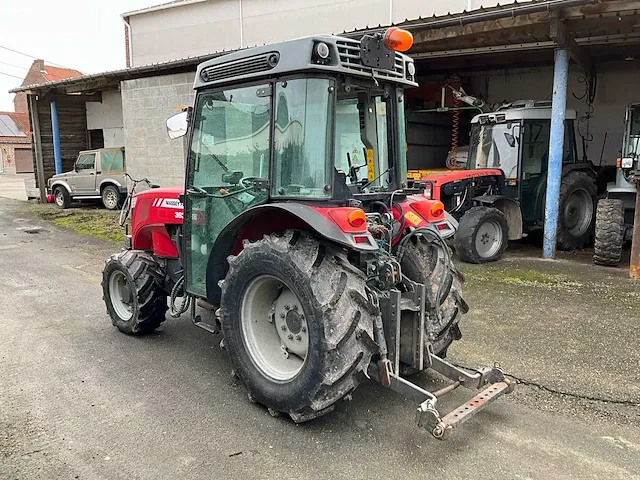 2010 massey ferguson 3635ge smalspoor tractor - afbeelding 23 van  37