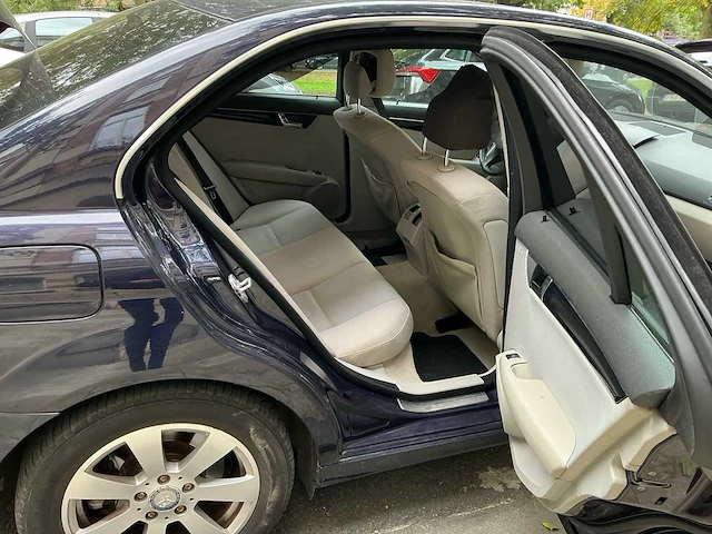 2010 mercedes-benz c200 cdi limousine personenauto - afbeelding 25 van  60