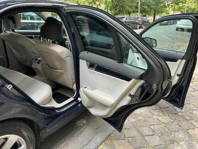 2010 mercedes-benz c200 cdi limousine personenauto - afbeelding 26 van  60