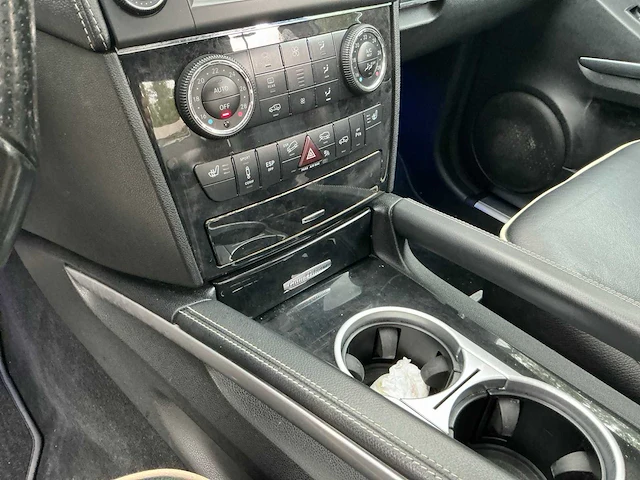 2010 mercedes-benz ml 300 cdi 4 matic lichtevracht - afbeelding 15 van  23