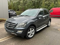 2010 mercedes-benz ml 300 cdi 4 matic lichtevracht - afbeelding 1 van  23