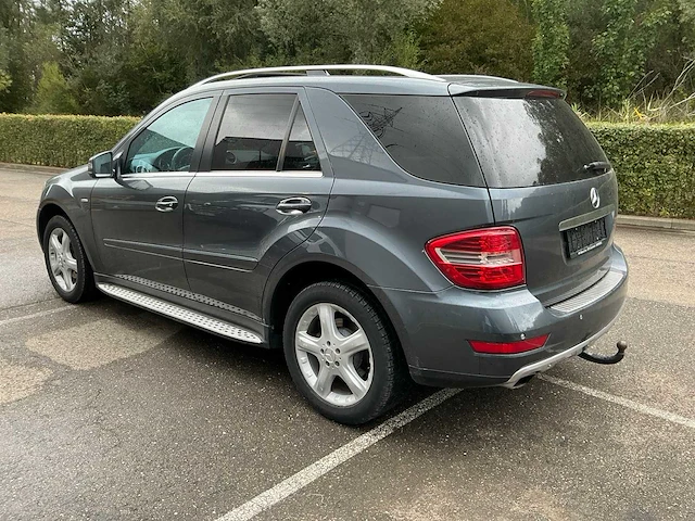 2010 mercedes-benz ml 300 cdi 4 matic lichtevracht - afbeelding 3 van  23
