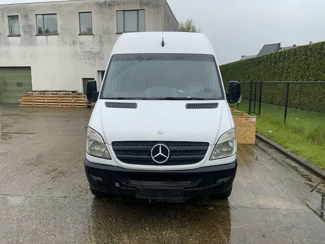 2010 mercedes-benz sprinter bedrijfswagen - afbeelding 12 van  21