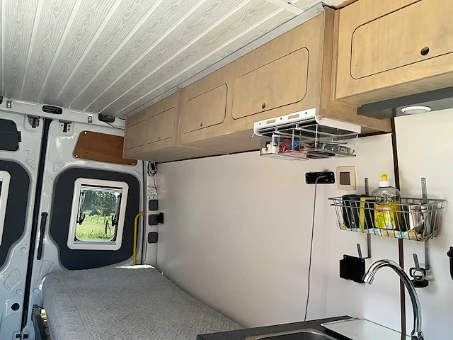 2010 mercedes sprinter kampeerwagen - lichte vracht - afbeelding 33 van  64