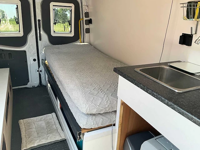2010 mercedes sprinter kampeerwagen - lichte vracht - afbeelding 35 van  64
