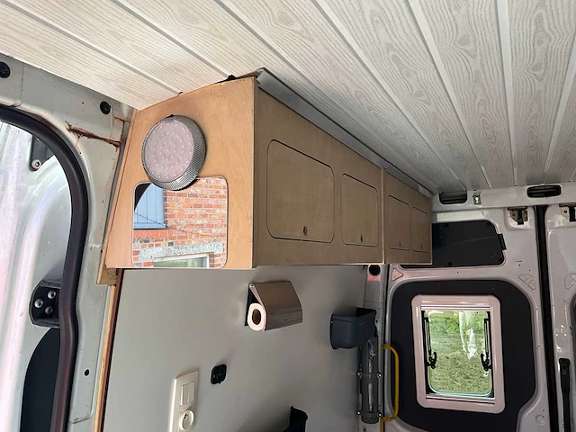 2010 mercedes sprinter kampeerwagen - lichte vracht - afbeelding 41 van  64