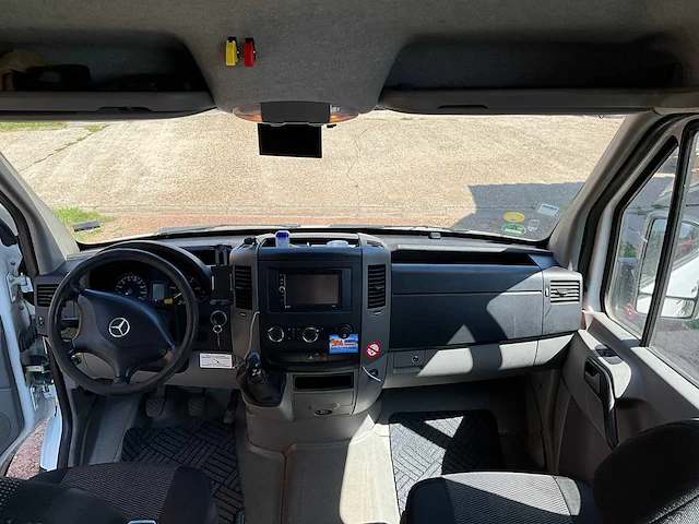 2010 mercedes sprinter kampeerwagen - lichte vracht - afbeelding 44 van  64
