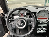 2010 mini cooper cabrio personenauto - afbeelding 26 van  41