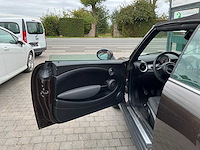 2010 mini cooper cabrio personenauto - afbeelding 17 van  41