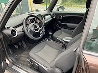 2010 mini cooper cabrio personenauto - afbeelding 18 van  41