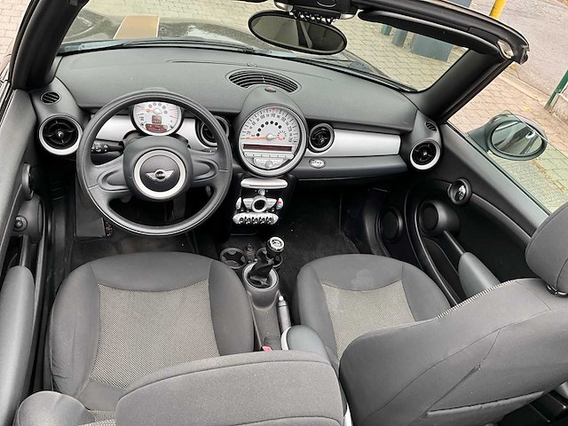 2010 mini cooper cabrio personenauto - afbeelding 36 van  41