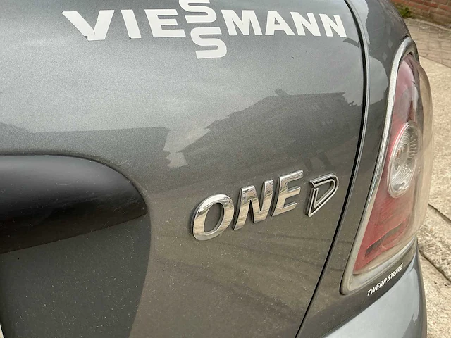 2010 mini one d personenauto - afbeelding 13 van  15