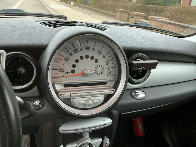 2010 mini one d personenauto - afbeelding 15 van  15