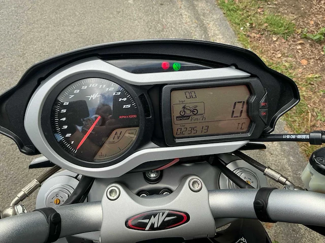 2010 mv agusta b5 motorfiets - afbeelding 9 van  34