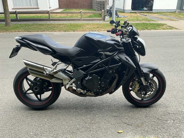 2010 mv agusta b5 motorfiets - afbeelding 31 van  34