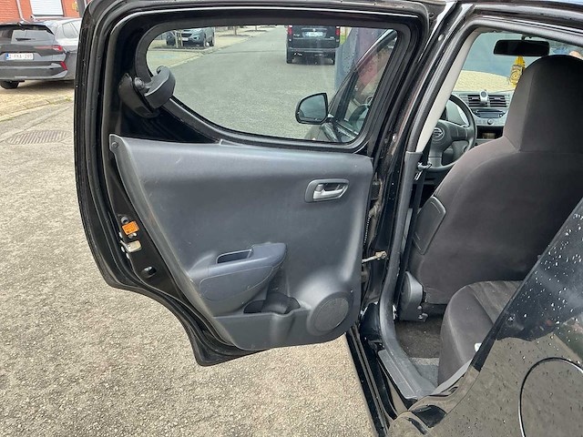 2010 nissan pixo - afbeelding 20 van  53