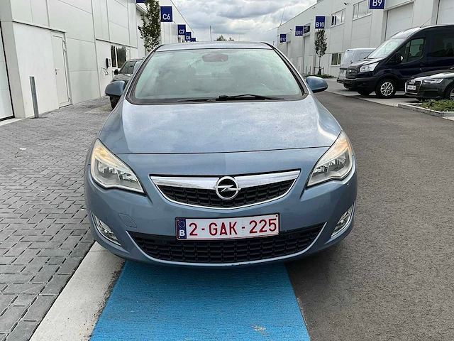 2010 opel astra personenauto - afbeelding 4 van  29