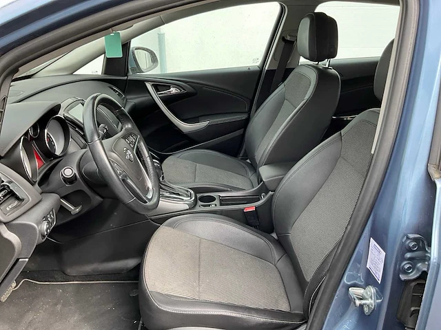 2010 opel astra personenauto - afbeelding 6 van  29