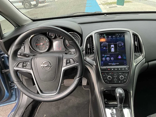 2010 opel astra personenauto - afbeelding 8 van  29