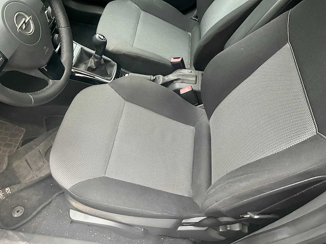 2010 opel astra - afbeelding 8 van  36