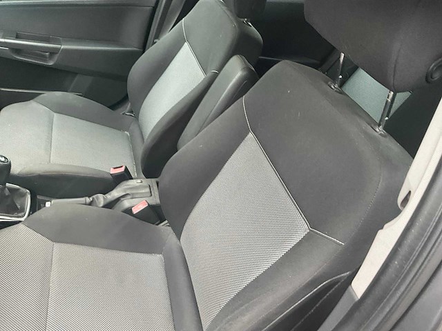 2010 opel astra - afbeelding 9 van  36