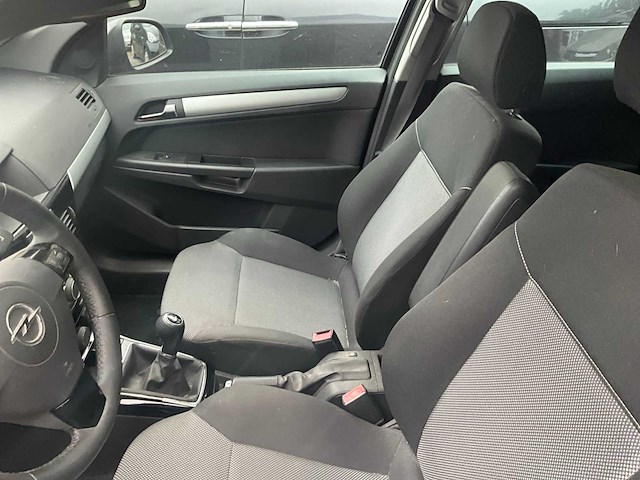 2010 opel astra - afbeelding 10 van  36