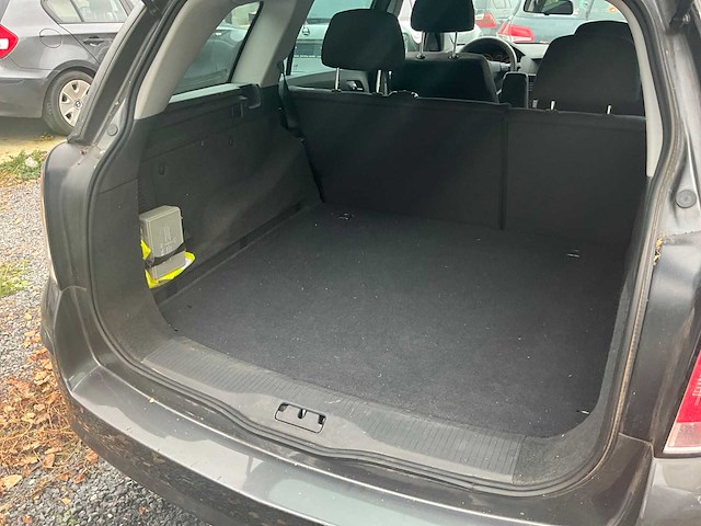 2010 opel astra - afbeelding 18 van  36