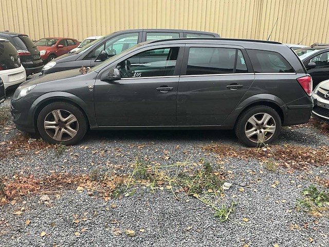 2010 opel astra - afbeelding 12 van  36