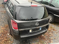 2010 opel astra - afbeelding 31 van  36