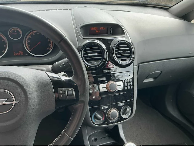 2010 opel corsa auto - afbeelding 6 van  29