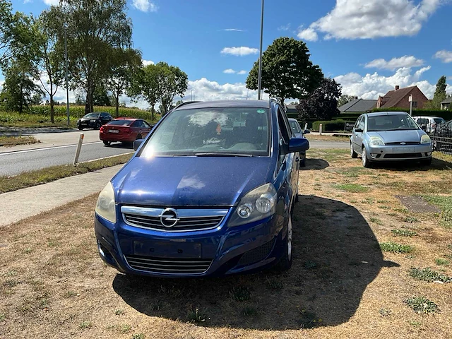 2010 opel zafira personenauto - afbeelding 2 van  46