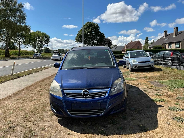 2010 opel zafira personenauto - afbeelding 3 van  46