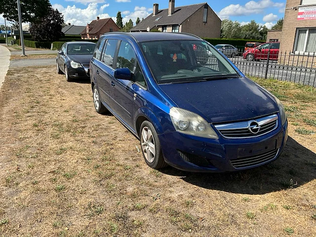 2010 opel zafira personenauto - afbeelding 4 van  46